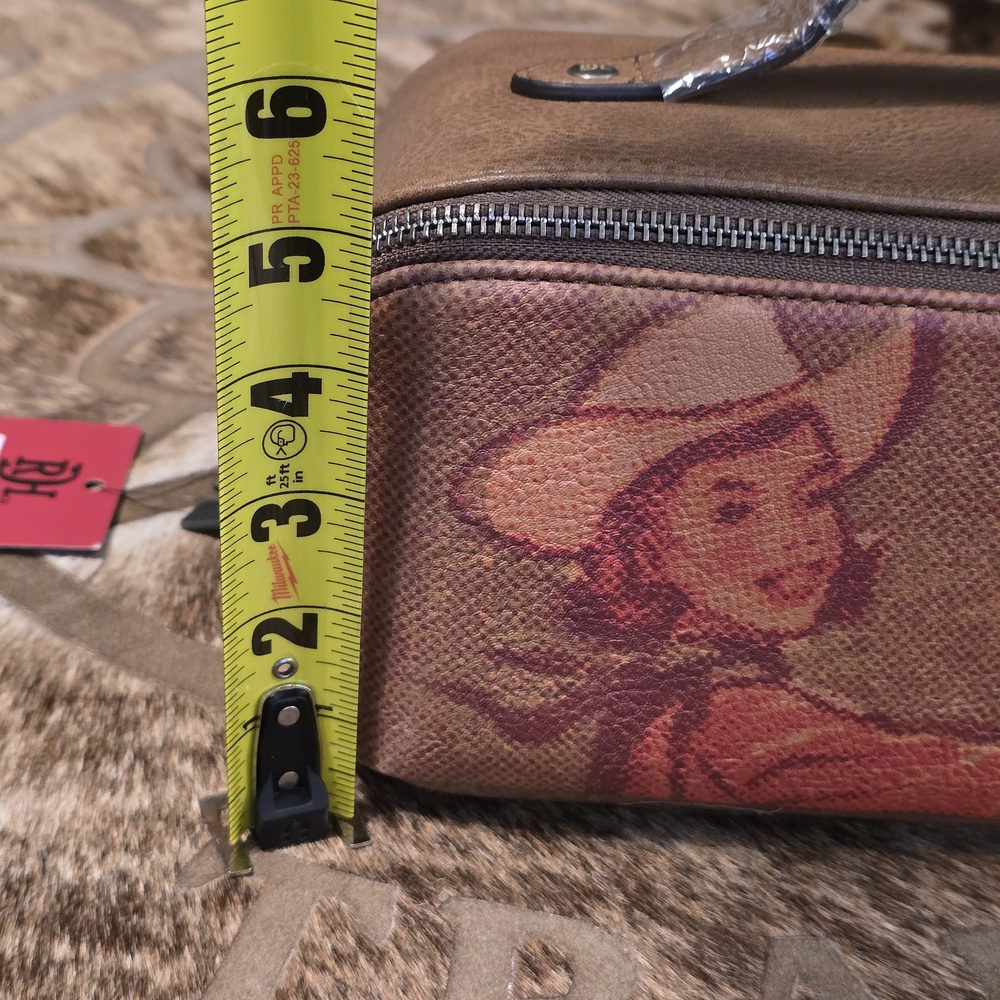 Red Dirt Hat Company Dome Vintage Cowgirl Cosmetic Pouch - Picture 10 of 14